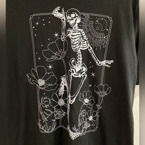 Skeleton Wanderin in the Garden T-shirt